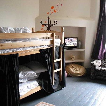 אדינבורו Art Roch Hostel מראה חיצוני תמונה