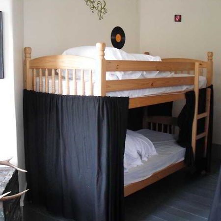 אדינבורו Art Roch Hostel מראה חיצוני תמונה