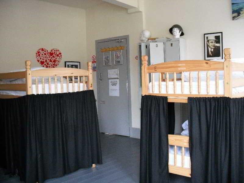 אדינבורו Art Roch Hostel מראה חיצוני תמונה